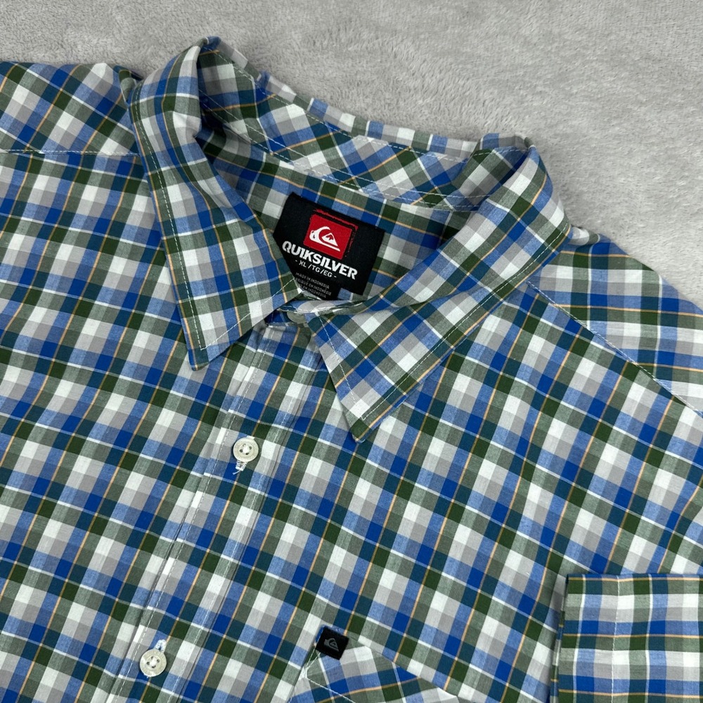 Quiksilver Button Up Shirt Mens XL Blue Green Plaid Short Sleeve Outdoor Casual